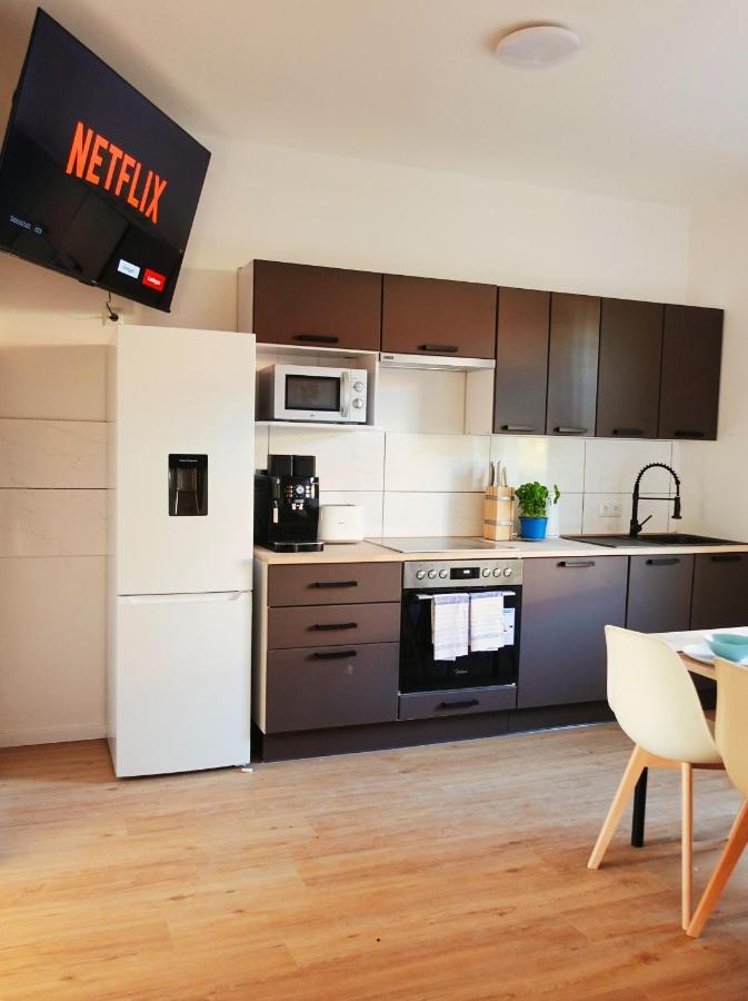 Luvono Apartments - 2 Schlafzimmer / Netflix / Disney+ Magdeburgo Esterno foto